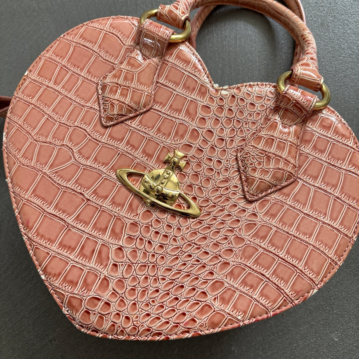 VIVIENNE WESTWOOD HEART BAG PINK