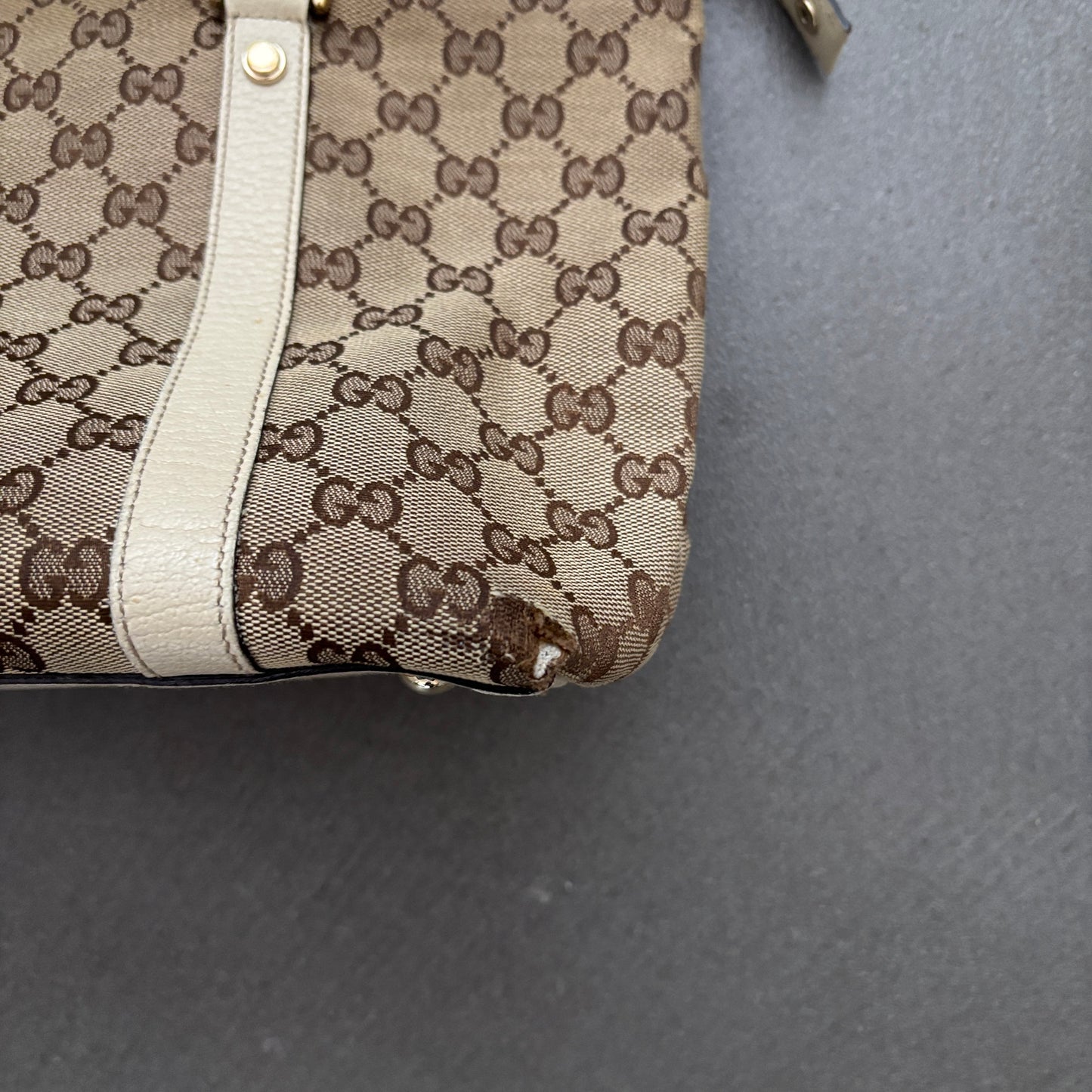 GUCCI CANVAS D-RING ABBEY TOTE BAG
