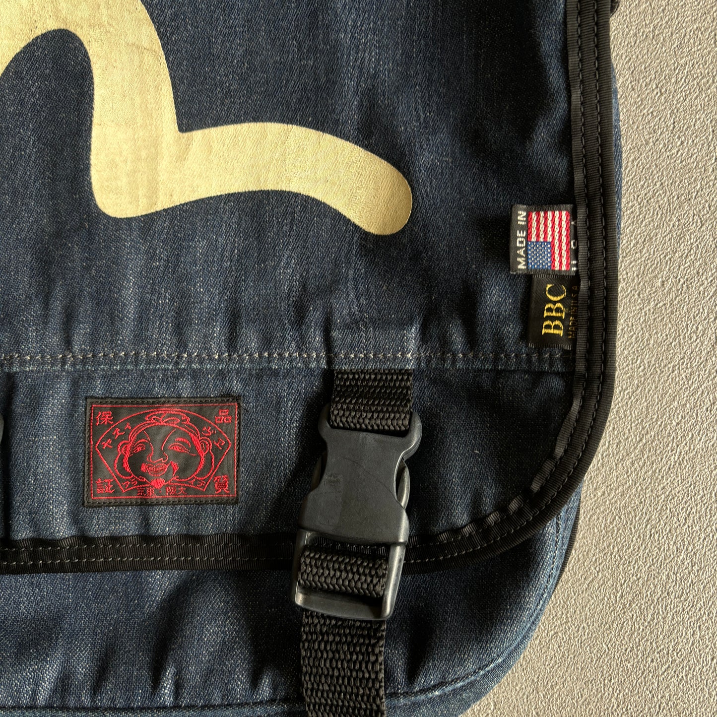 SAC MESSAGER EVISU Mouette