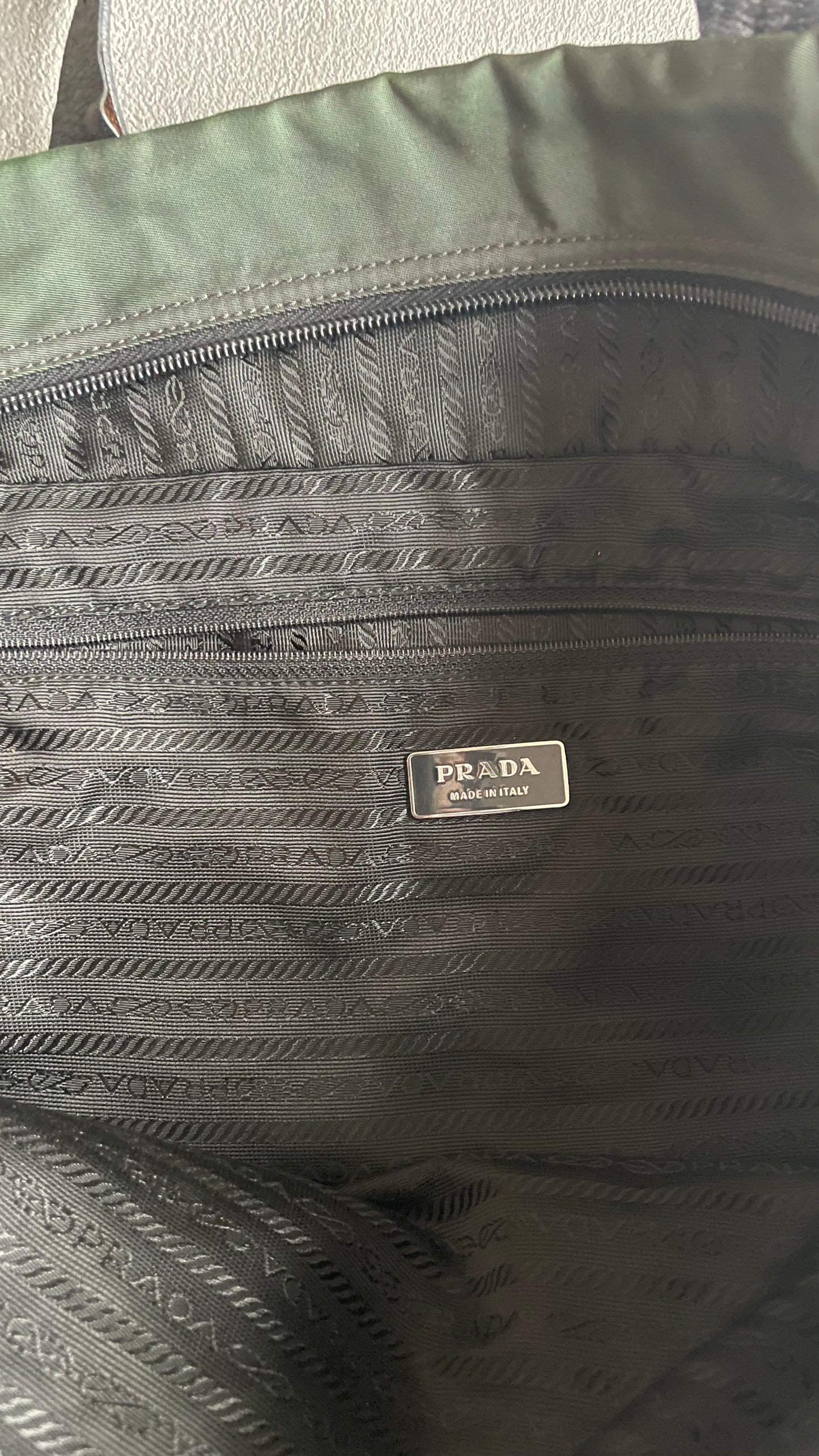 BORSA A MANO PRADA NYLON VERDE