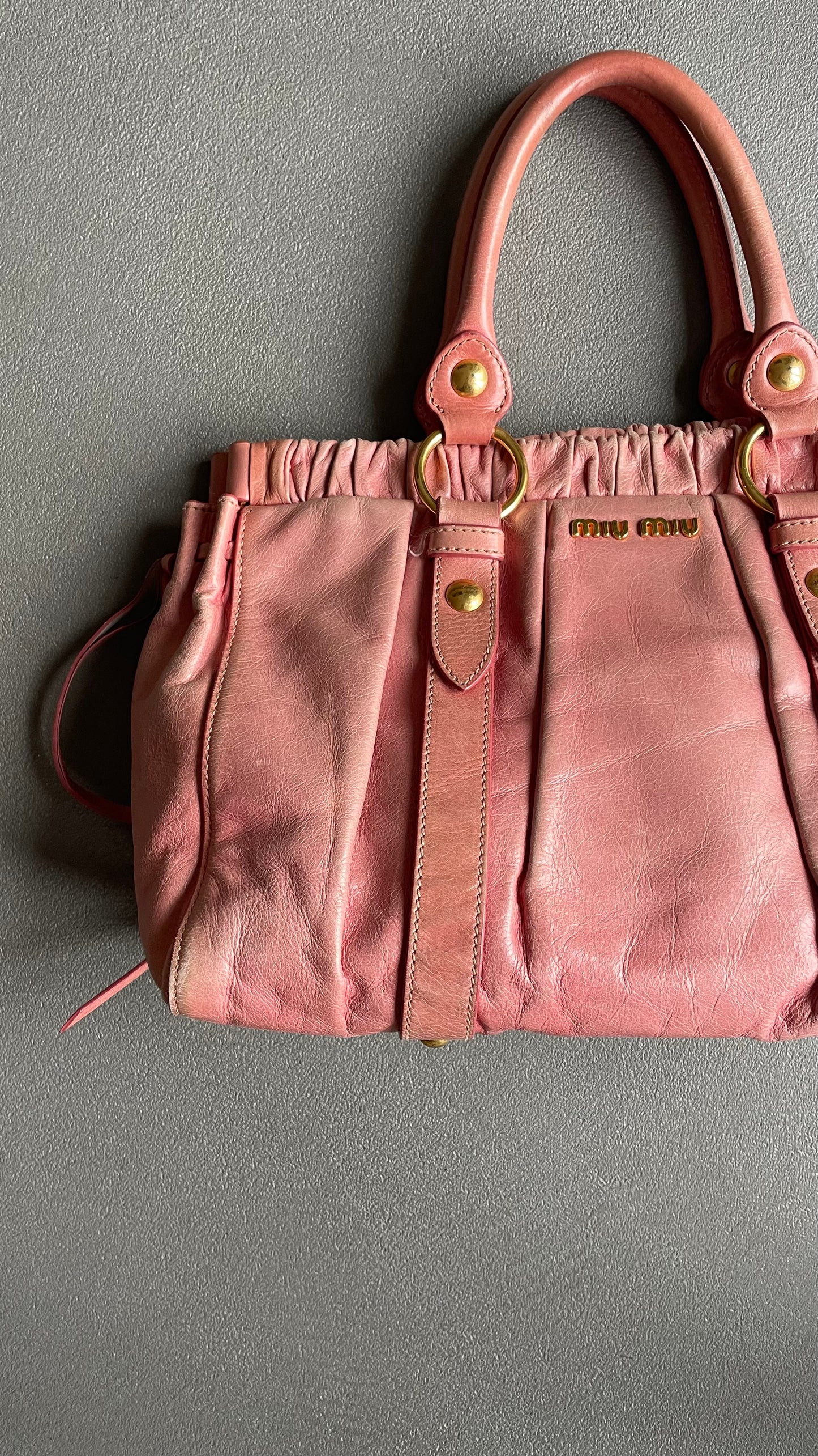 BORSA A MANO MIUMIU ROSA
