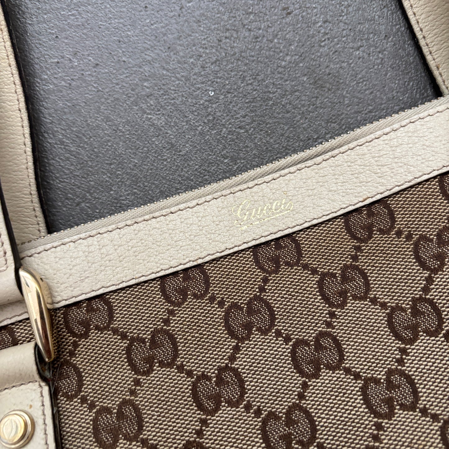 GUCCI CANVAS D-RING ABBEY TOTE BAG