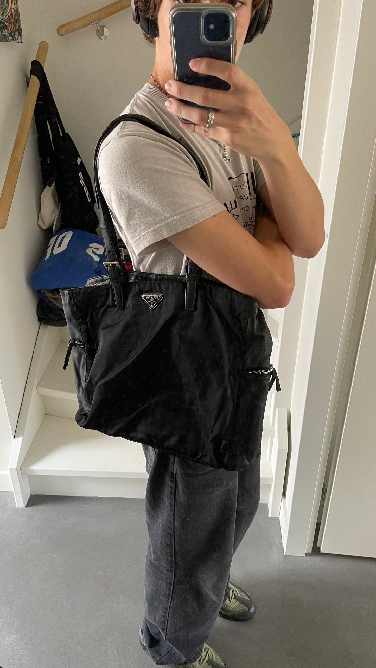 BORSA A SPALLA NERA PRADA
