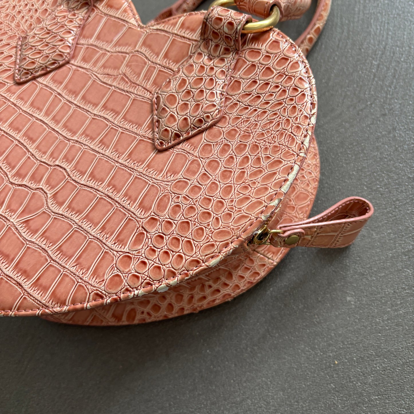 VIVIENNE WESTWOOD HEART BAG PINK