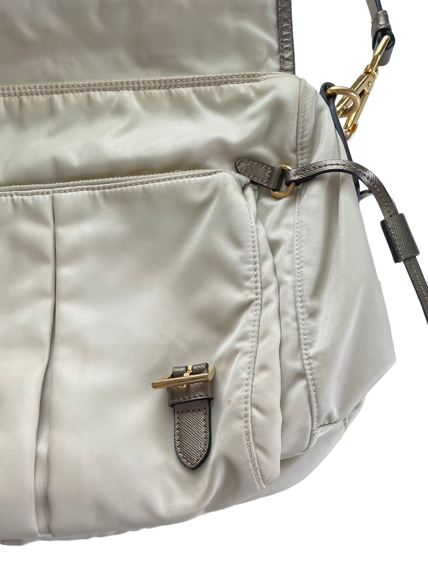 BORSA MESSENGER PRADA CREMA DETTAGLI ORO
