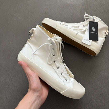 UNDERCOVER X GU ZIP-UP HIGH TOP SNEAKERS [NEW]