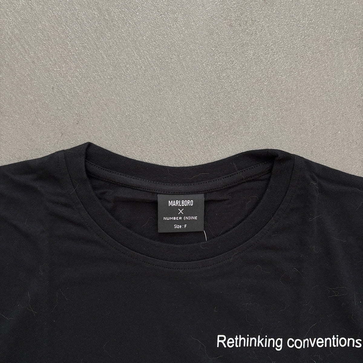 NUMBER (N)INE MARLBORO SHIELD TEE BLACK [M]