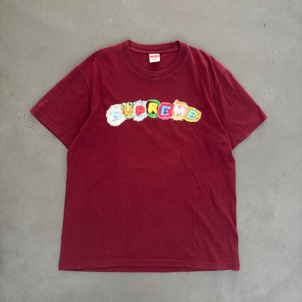 FW19 SUPREME PILLOWS TEE BURGUNDY [M]