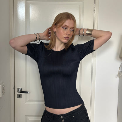 ISSEY MIYAKE PLEATS PLEASE TOP NAVY [S]