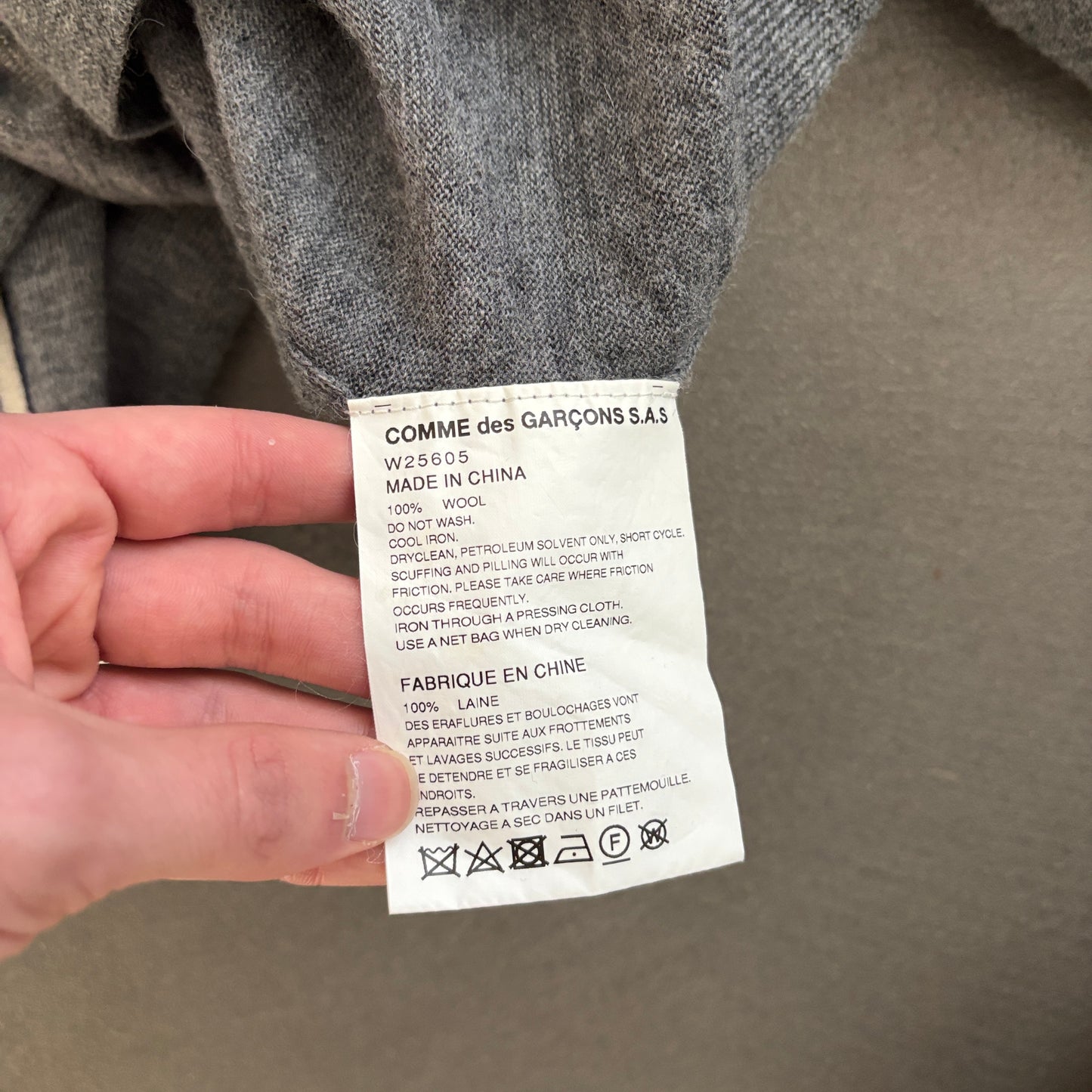 COMME DES GARCONS STRIPED SWEATER GREY [M]