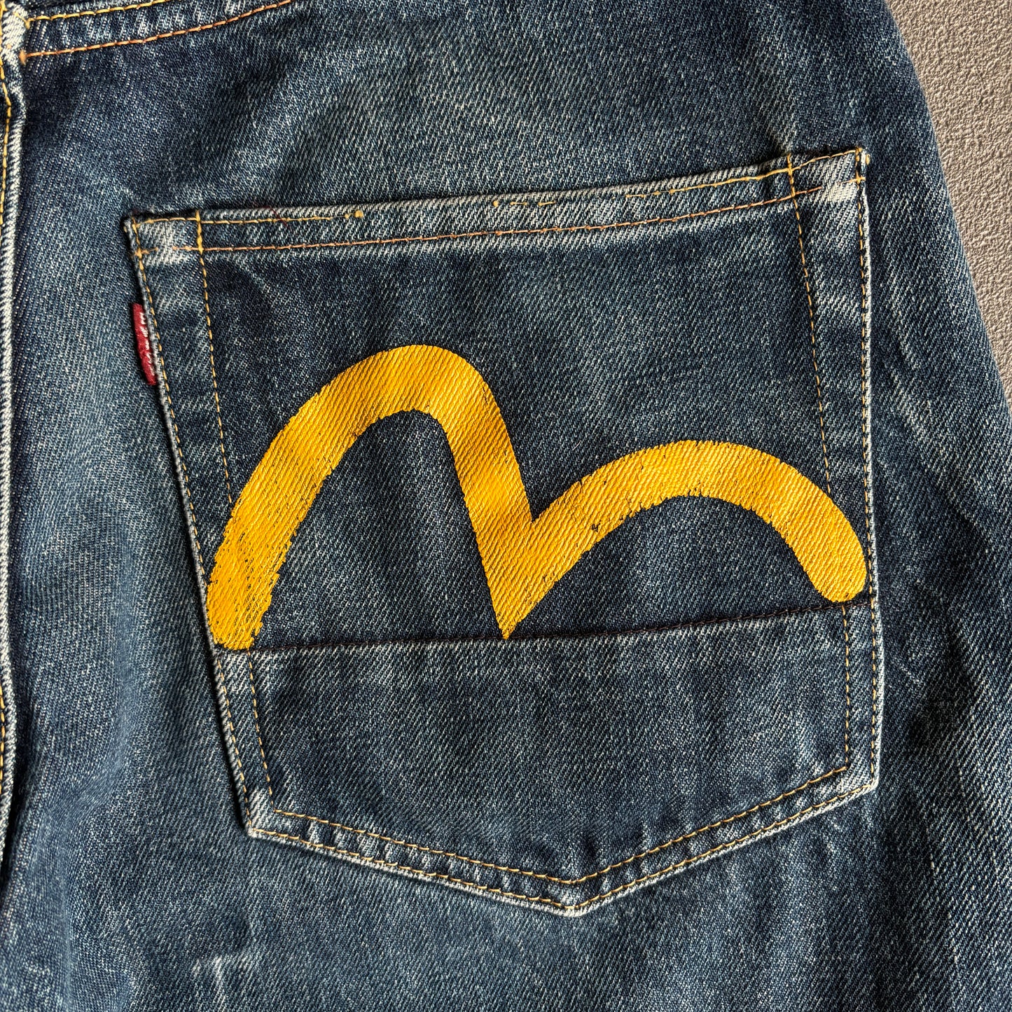 EVISU INDIGO JEANS YELLOW SEAGULL [W30]