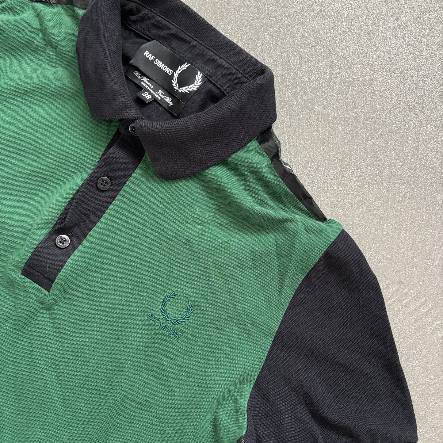 RAF SIMONS X FRED PERRY GREEN POLO [S]
