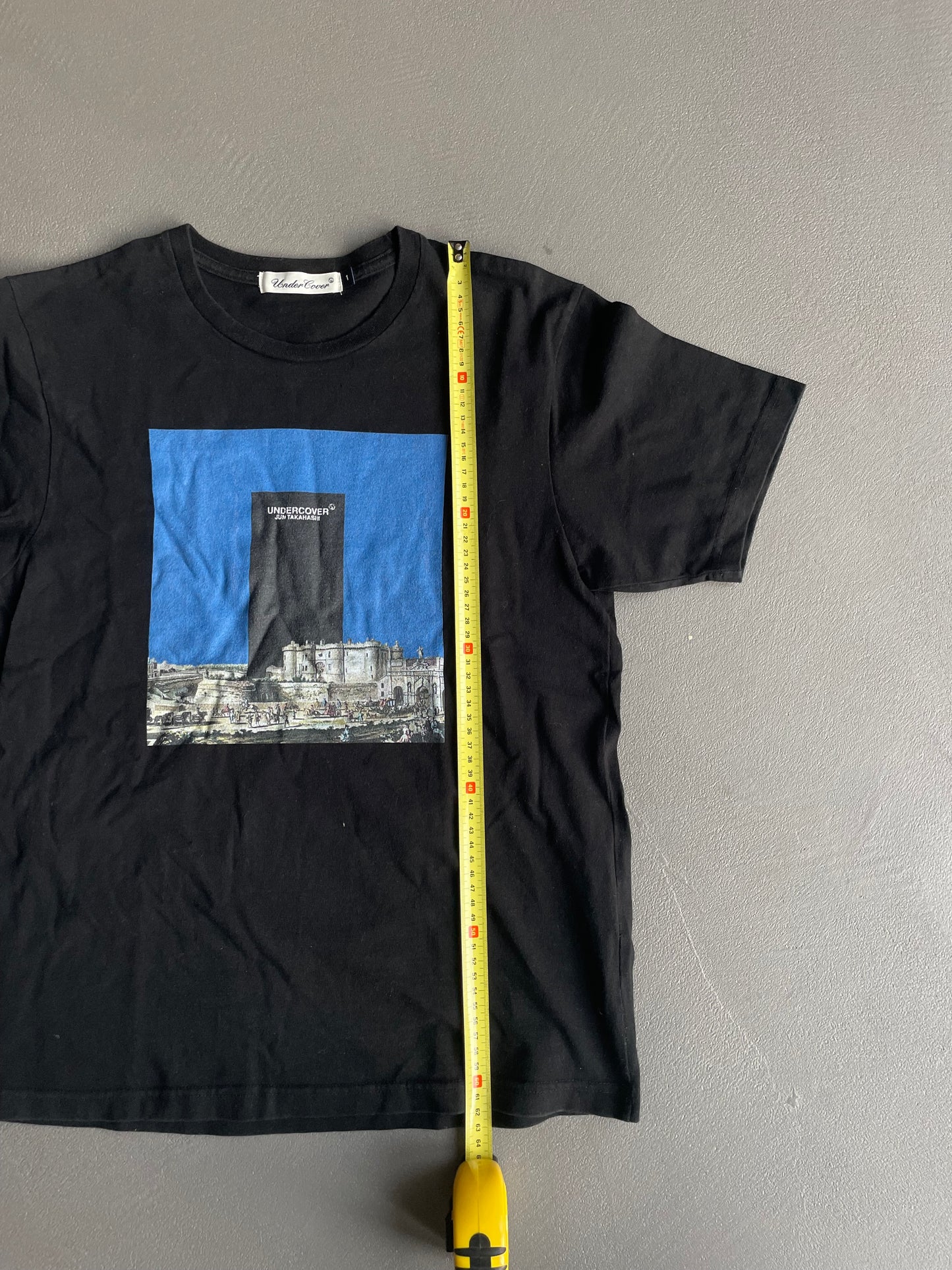 UNDERCOVER BLACK PILAR TEE [S]