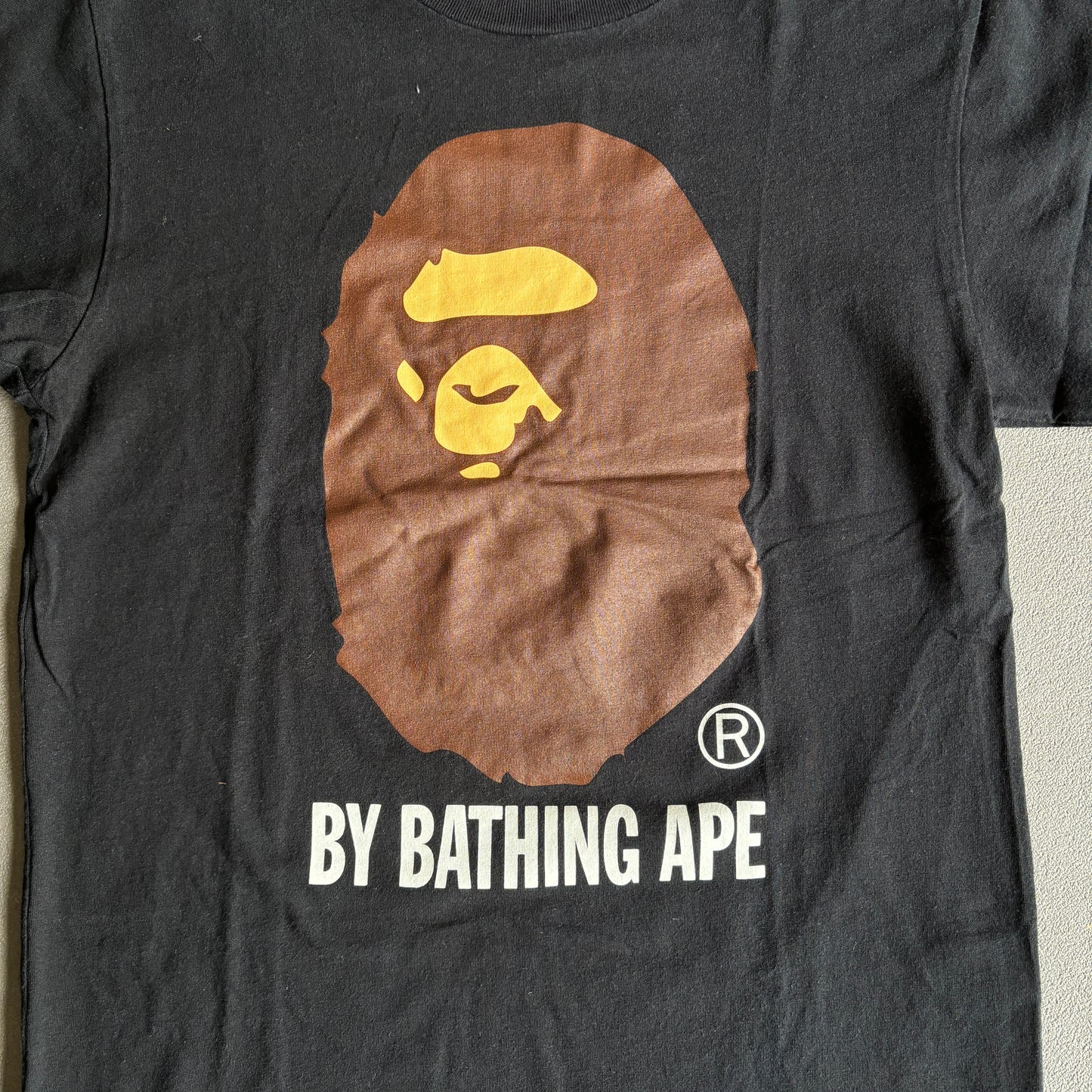 MAGLIETTA CON LOGO BAPE NERA [M]