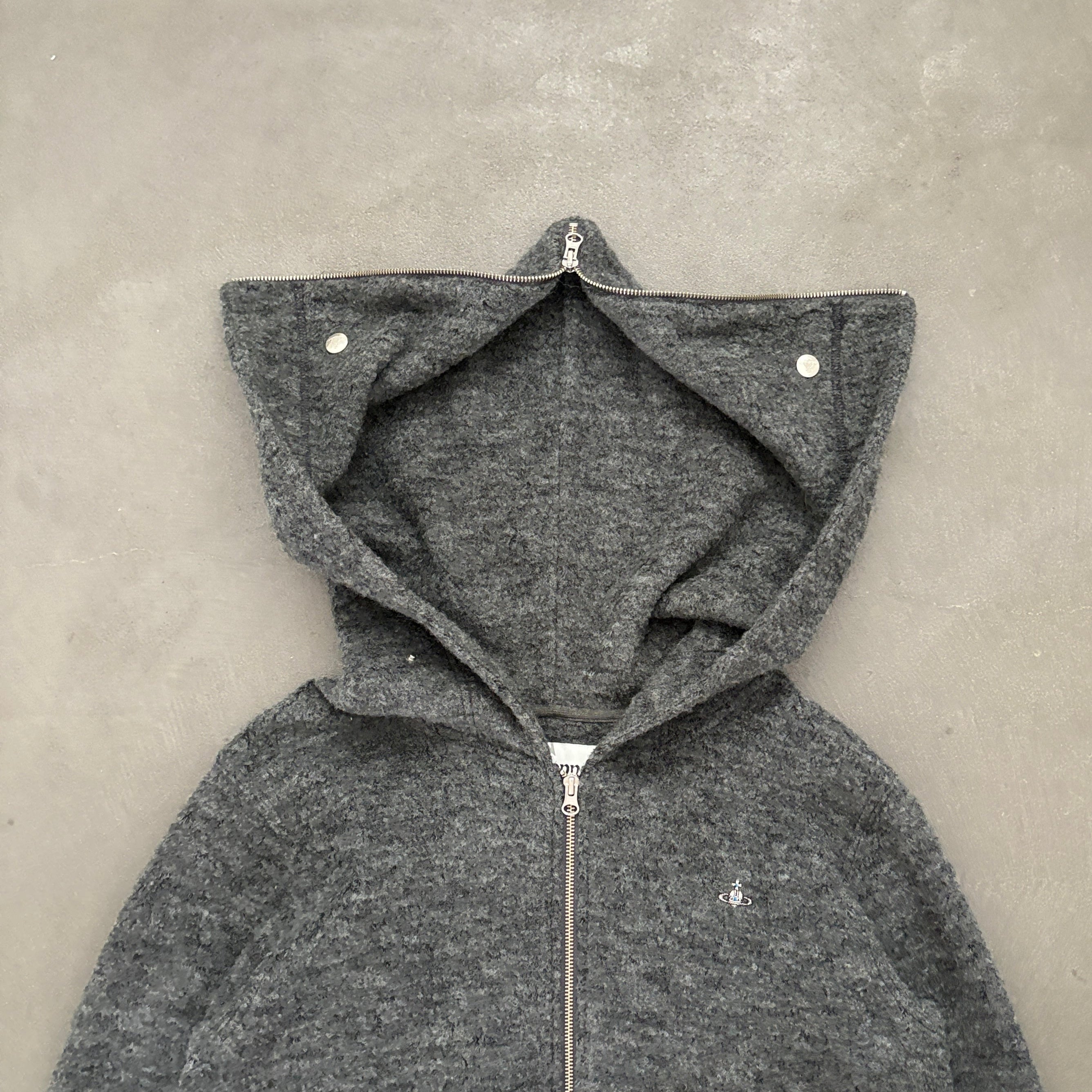 VIVIENNE WESTWOOD WIZARD HOODIE GREY STUDS [XL] – TOMVINTAGE