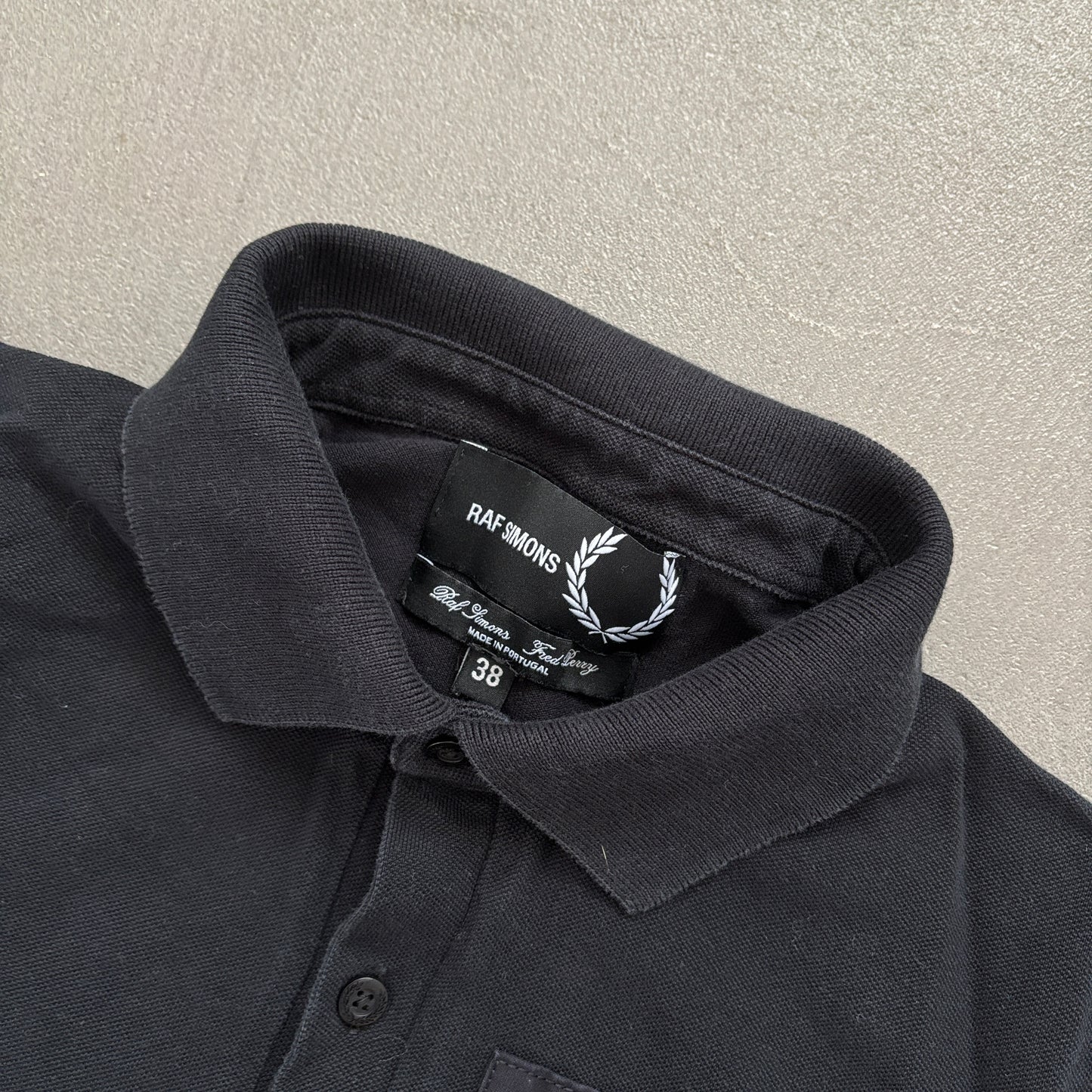 RAF SIMONS X FRED PERRY POCKET POLO BLACK [M]