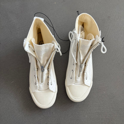 UNDERCOVER X GU ZIP-UP HIGH TOP SNEAKERS [NEW]