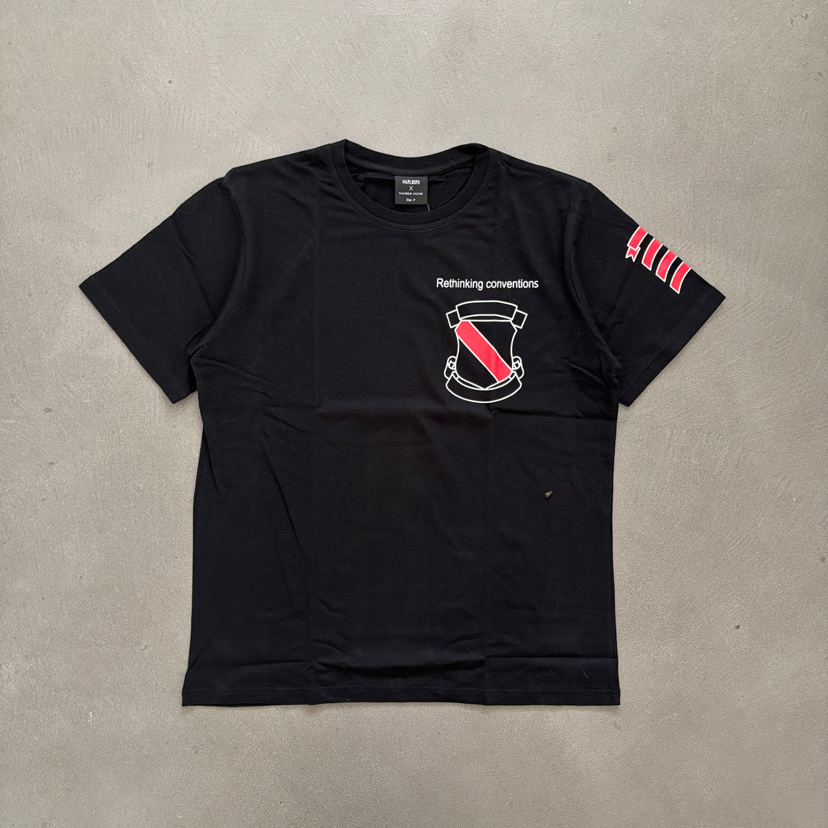 NUMBER (N)INE MARLBORO SHIELD TEE BLACK [M]