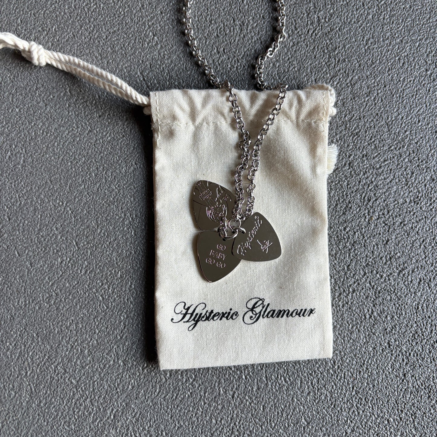HYSTERIC GLAMOUR 3-PLECTRUM NECKLACE
