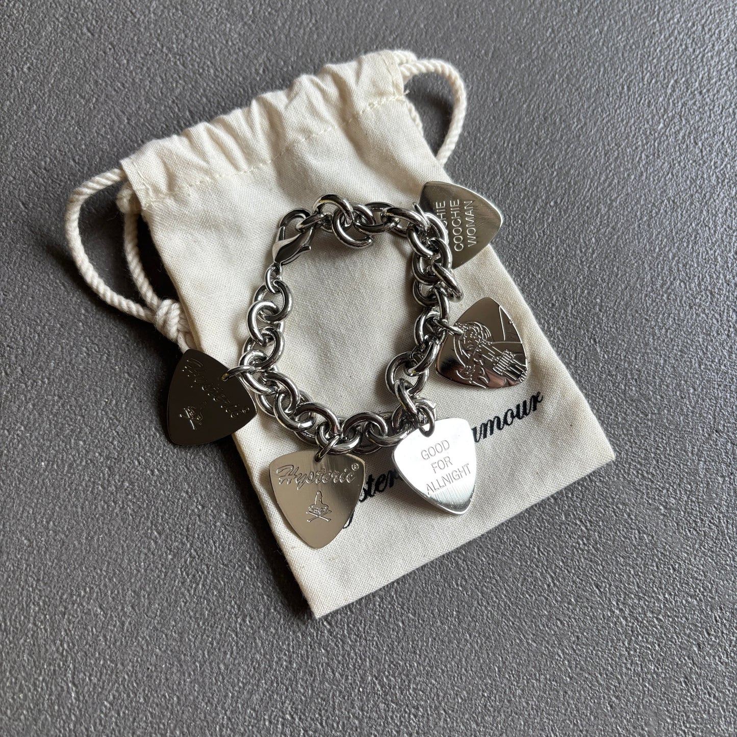 HYSTERIC GLAMOUR GUITAR PICK BRACELET [ONE SIZE]