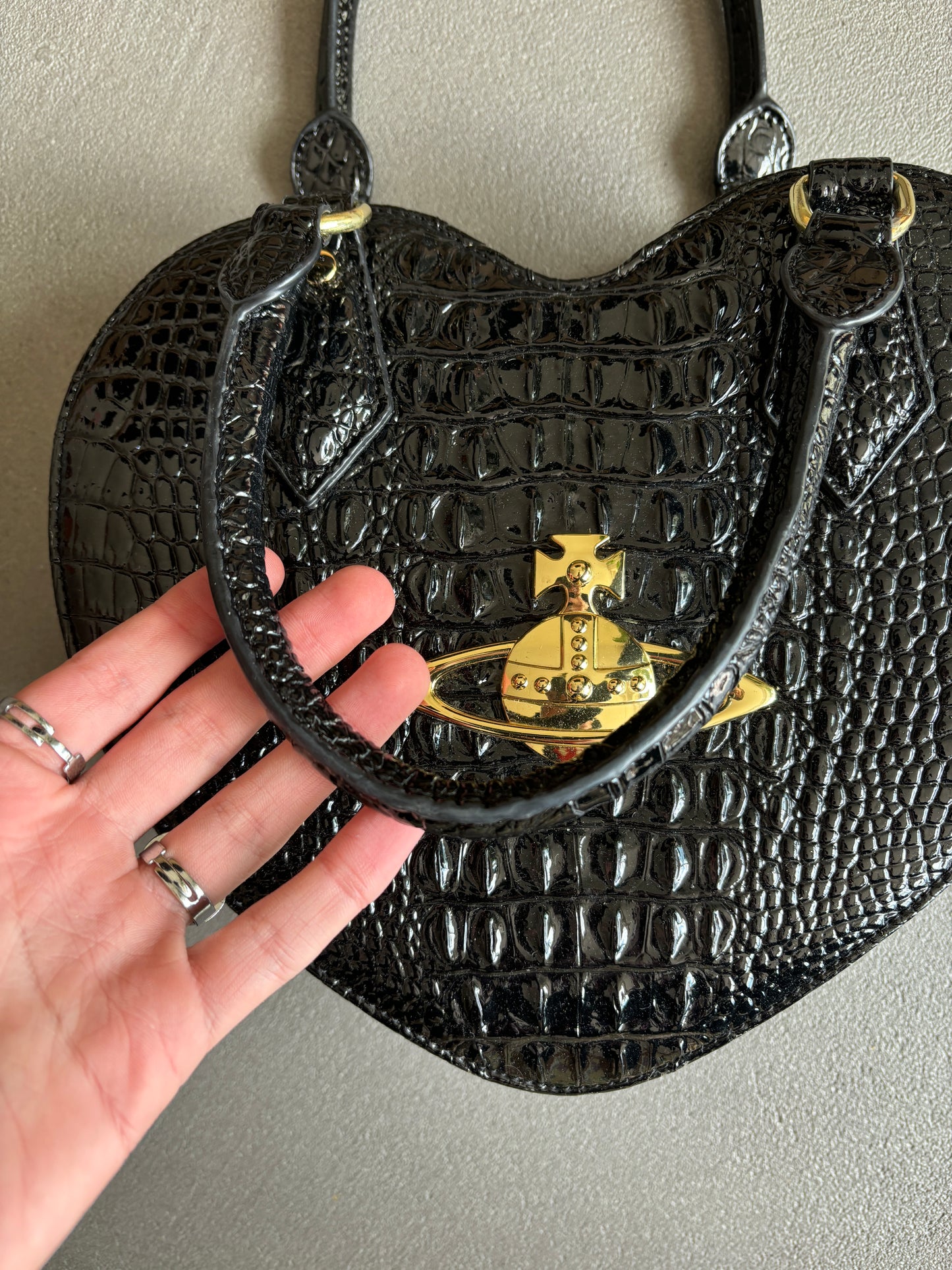 VIVIENNE WESTWOOD HEART BAG BLACK