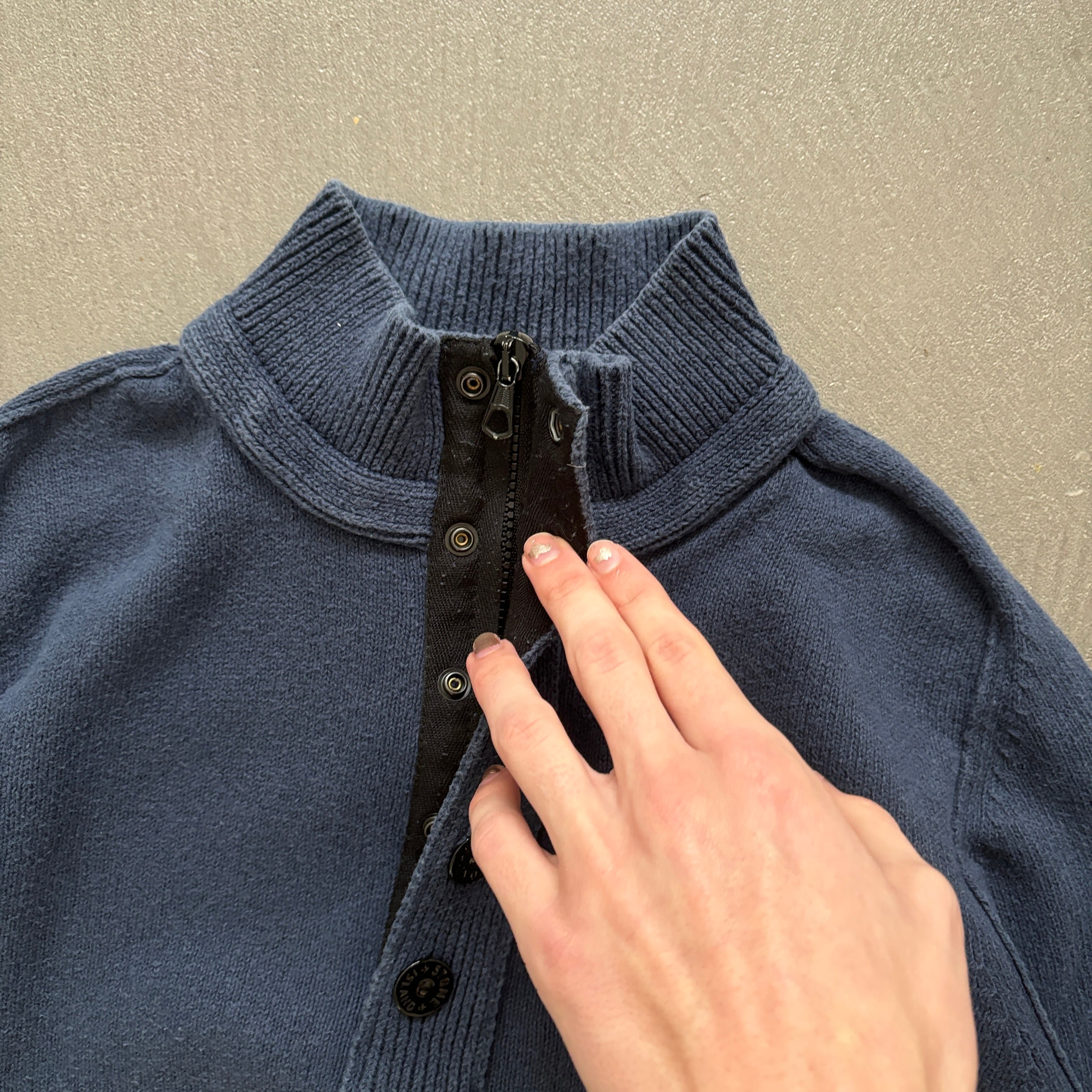2000s STONE  BUTTON UP KNIT XL！ Stone Island Heavyweight Thick Knit Button Up Cardigan- Medium