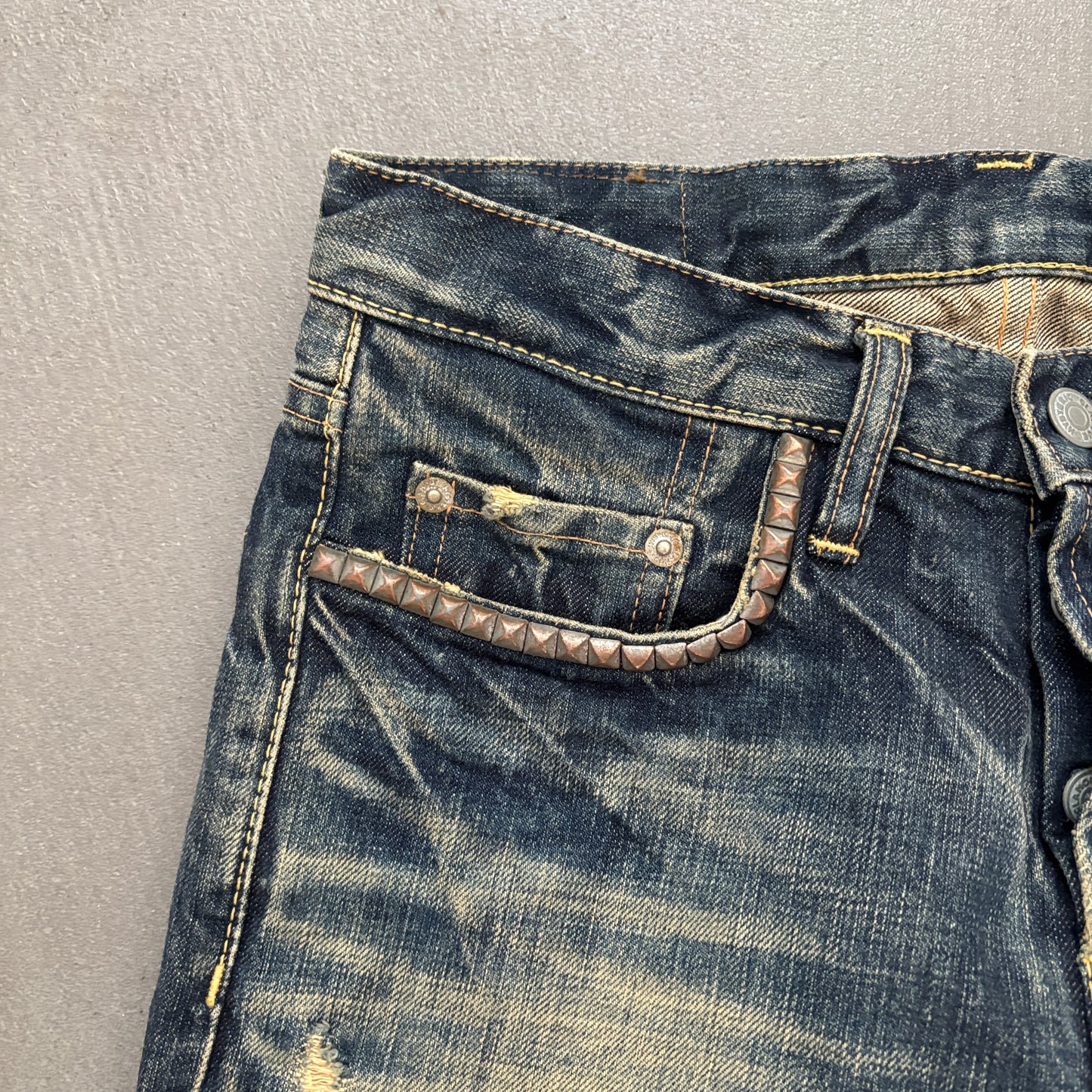 HYSTERIC GLAMOUR FADED STUDDED DENIM [W28]