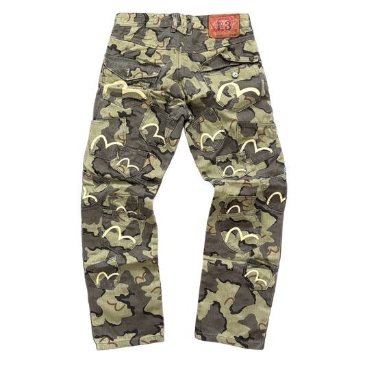 EVISU MULTI-POCKET CAMO JEANS [W29]