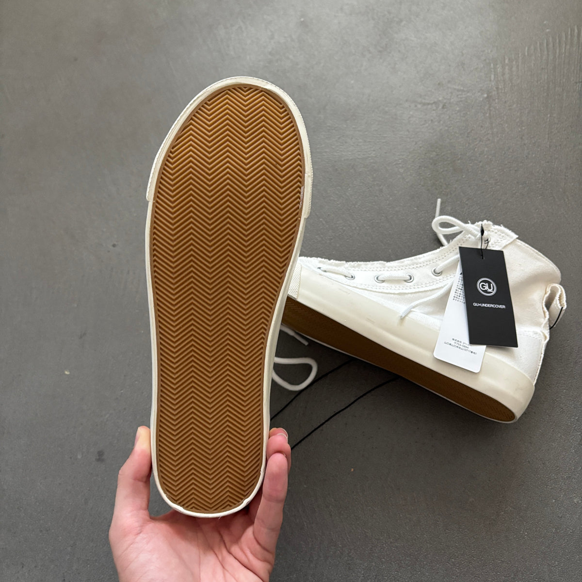 UNDERCOVER X GU ZIP-UP HIGH TOP SNEAKERS [NEW]