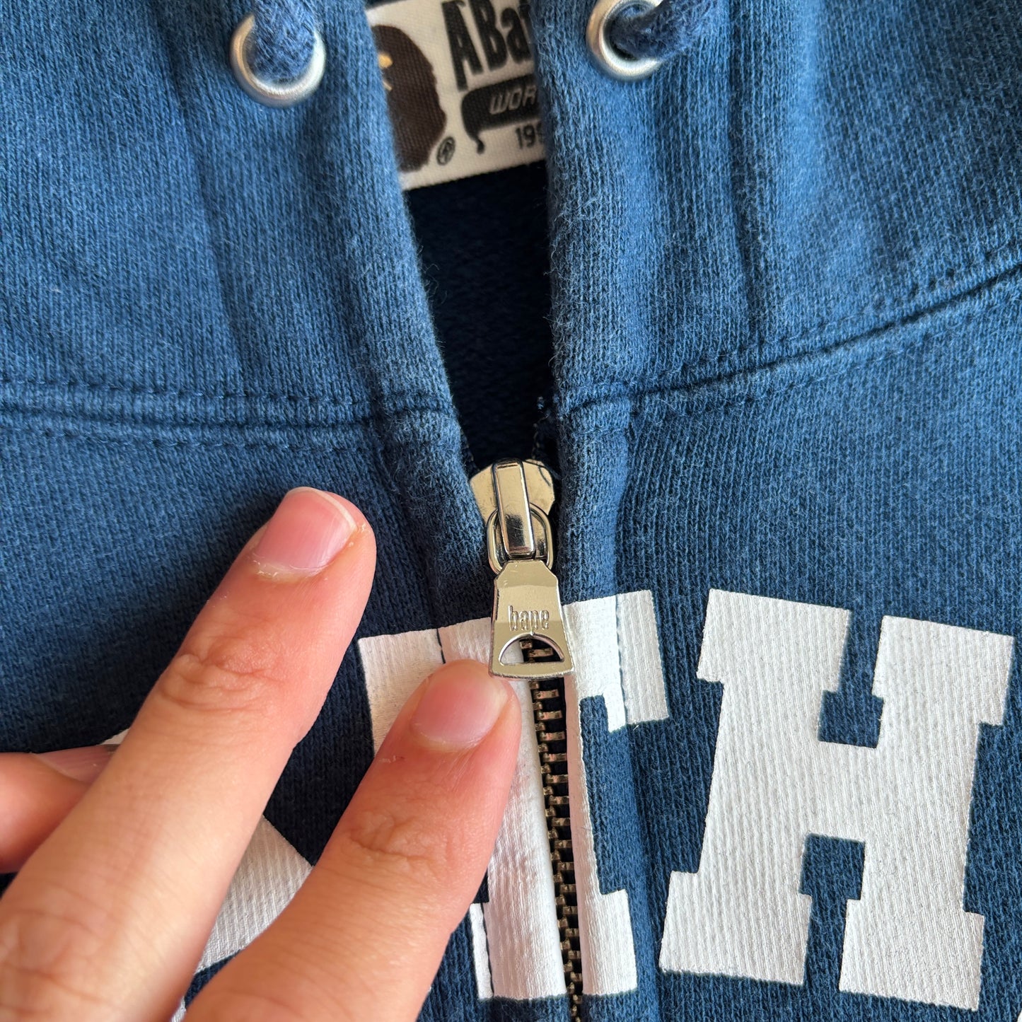 BAPE LOGO HOODIE BLUE STUDDED [L]