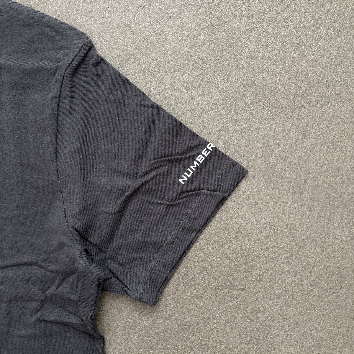 NUMBER (N)INE STEP OUT OF YOUR BOX TEE GREY [L]