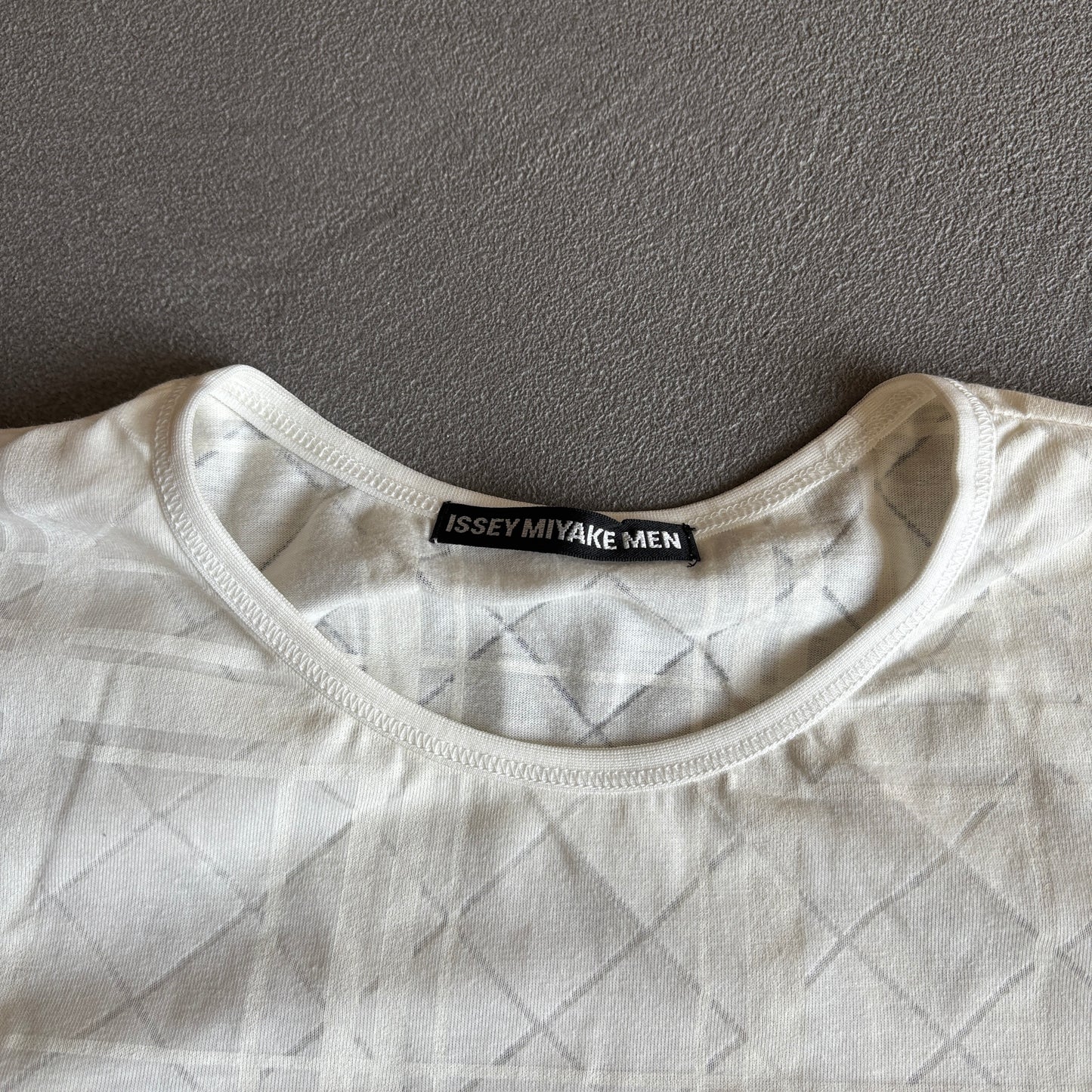 ISSEY MIYAKE ALL OVER PRINT TEE WHITE [M]