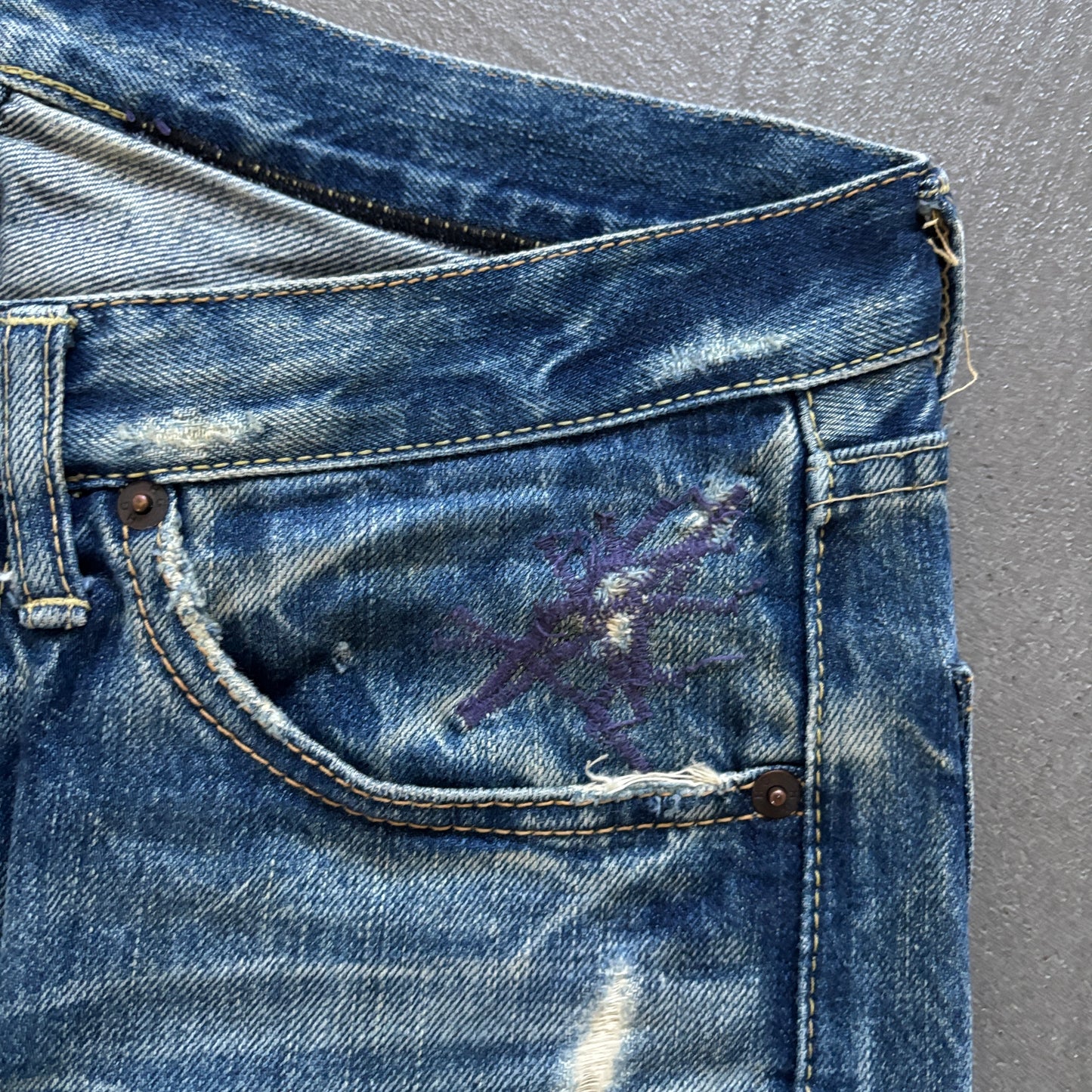 HYSTERIC GLAMOUR SELVEDGE STUDDED DENIM REPAIRS [W30]