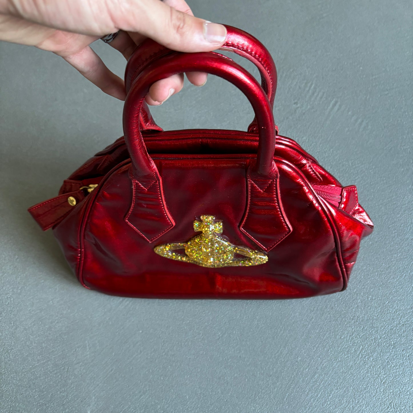 VIVIENNE WESTWOOD ORB HANDBAG RED