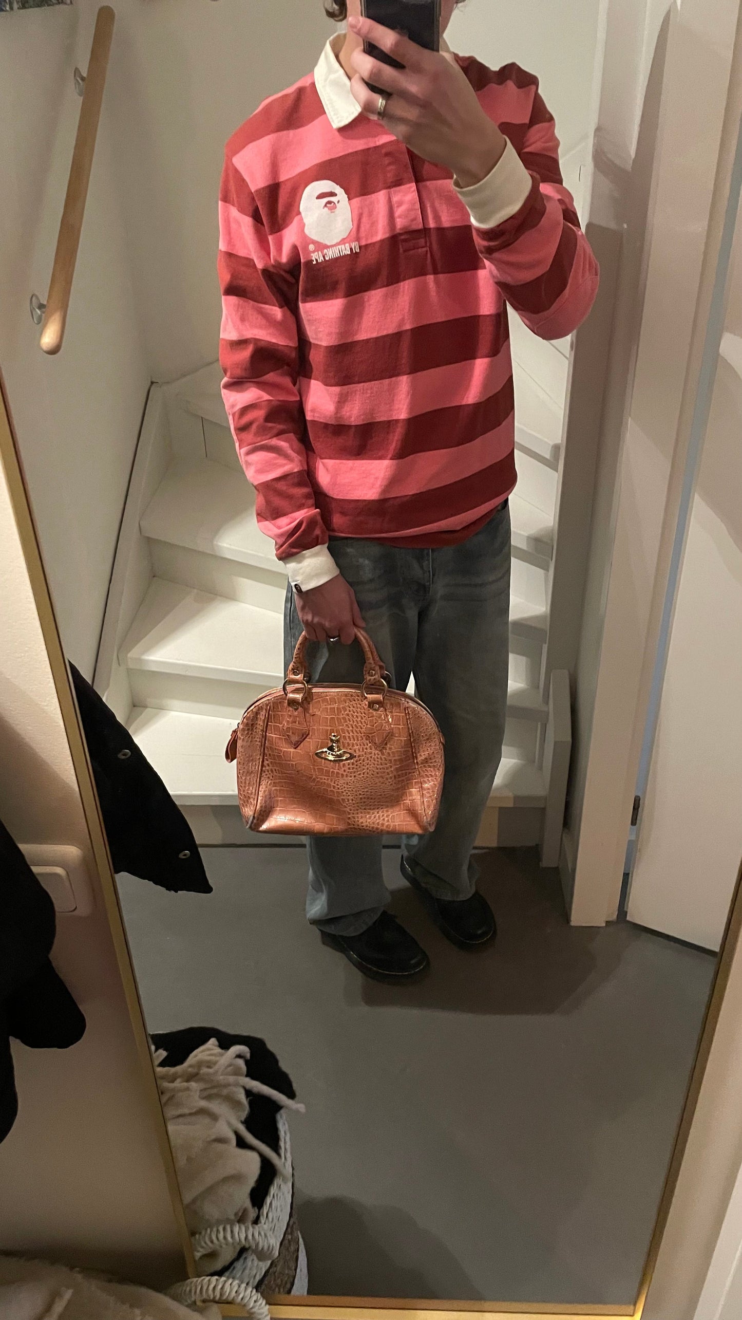 VIVIENNE WESTWOOD PINK HANDBAG