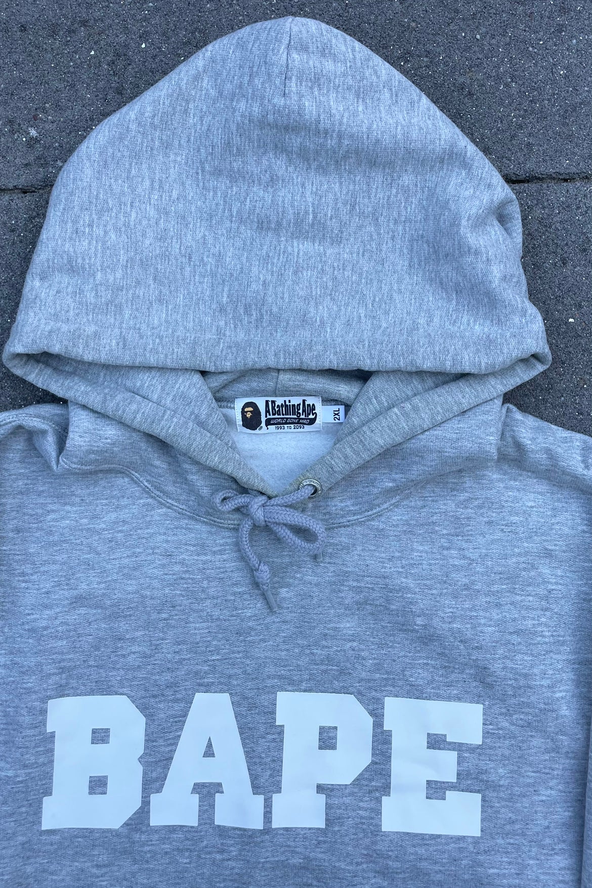 FELPA CON CAPPUCCIO BAPE LETTERS GRIGIA [XXL]