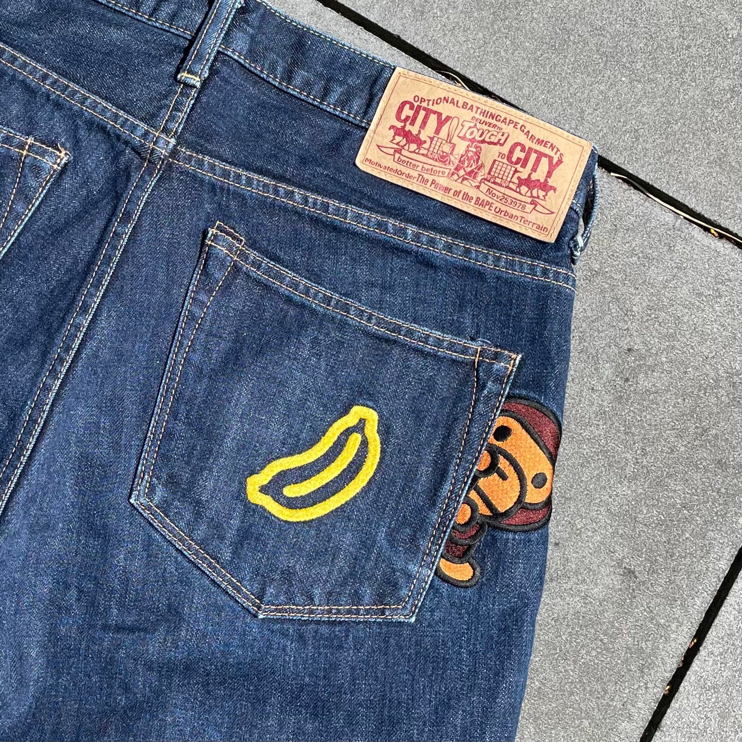 PANTALONI BAPE BANANA [M]